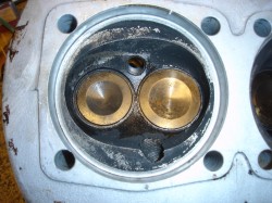 VW CB 044 Dual-Port Cylinder HEAD SET