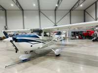 1975Cessna F172M 